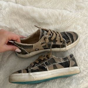 Camo Blowfish Sneakers